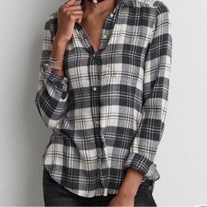 Women’s American Eagle Flannel